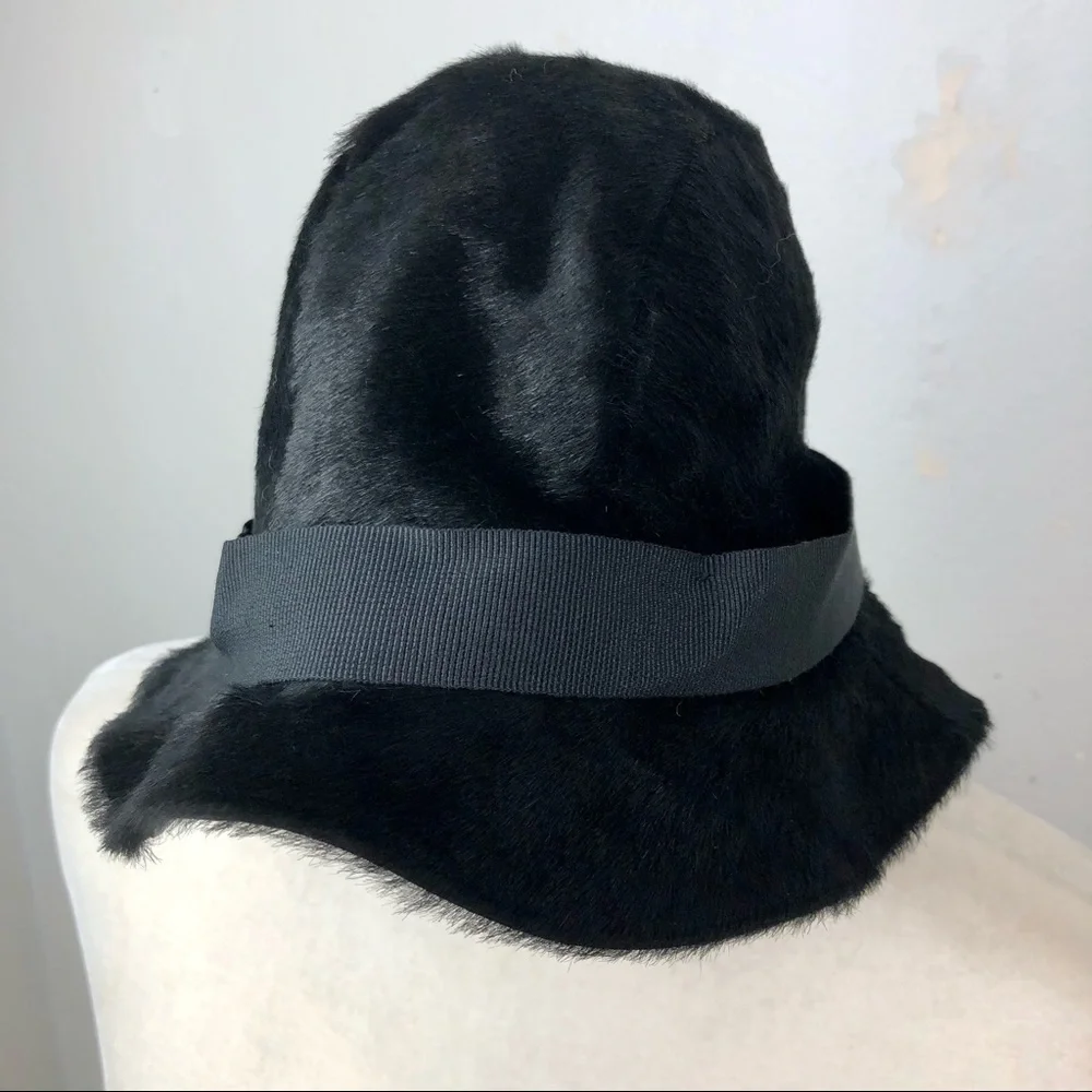 GUCCI Black Leather Fur Bucket GG Logo Hat M - Picture 12 of 16